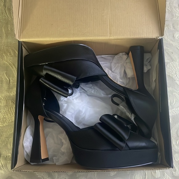 Alivia Platform Embellished Bow Pumps - Picture 4 of 4